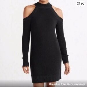 Abercrombie and Fitch navy off Shoulder Sweater Dress size L